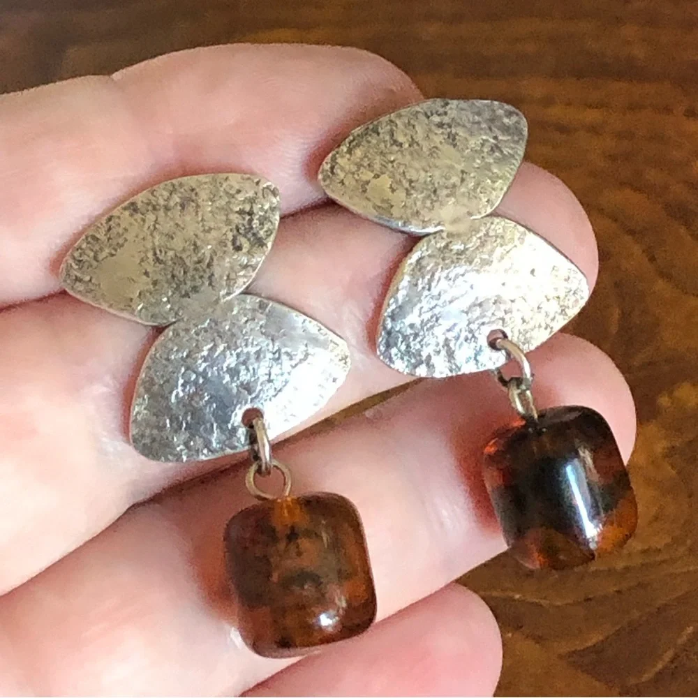 Marjorie Baer modernist textured sterling silver amber dangle earrings